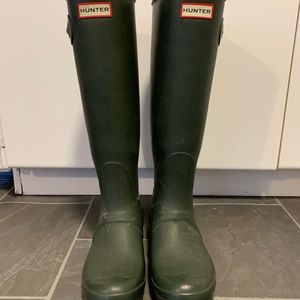 Tall Hunter Boots - Matte Green - Size 8